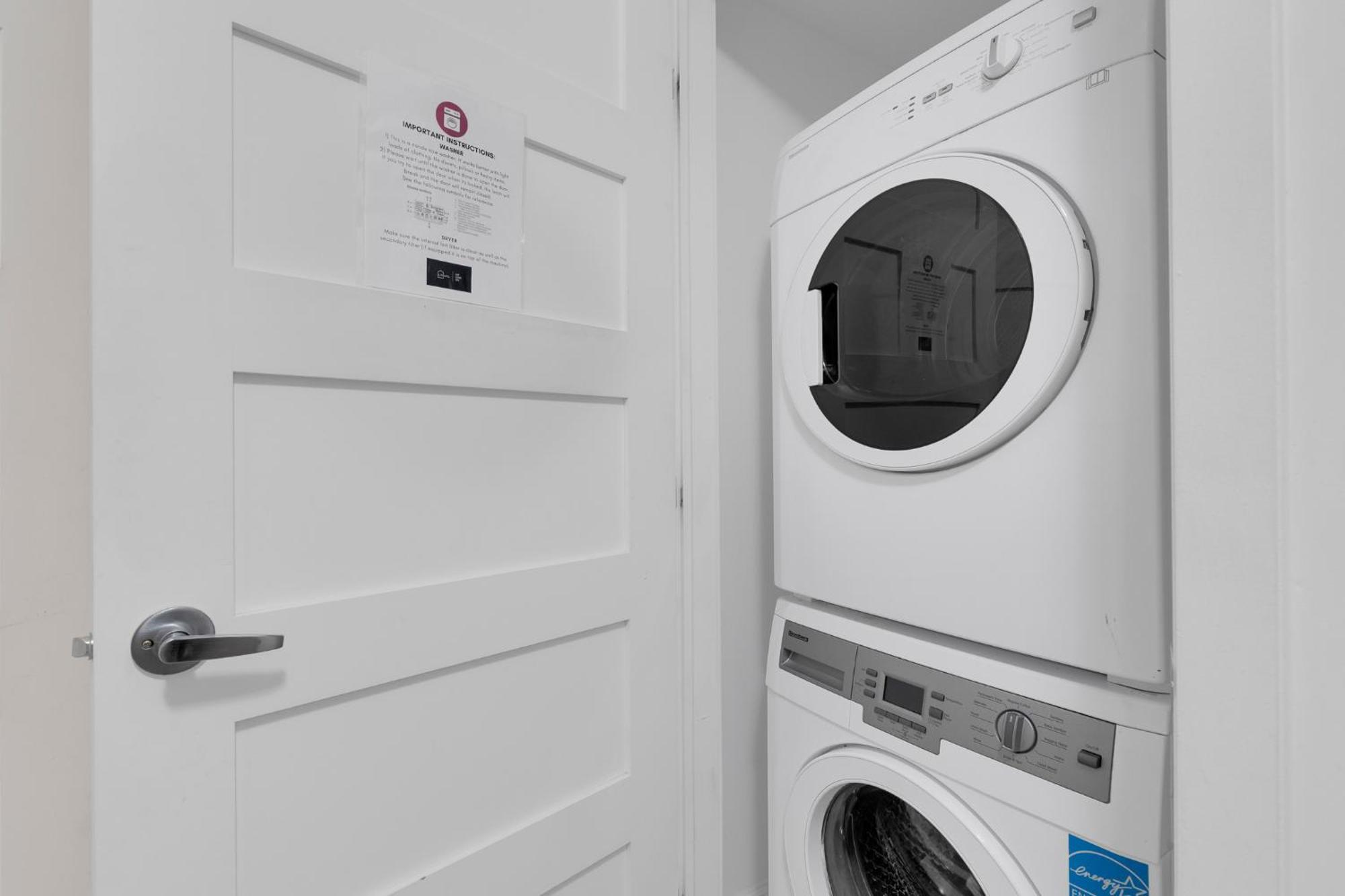 Liv Mtl Downtown Aparthotel Montreal Ngoại thất bức ảnh